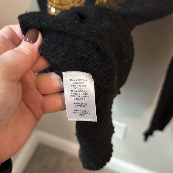 Wildfox Sequin Lipstick V-neck Sweater - Picture 5 of 5